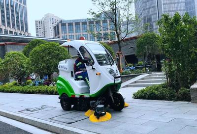 精益求“凈”的小馬路 智能化清潔機械如何重塑城市微循環(huán)